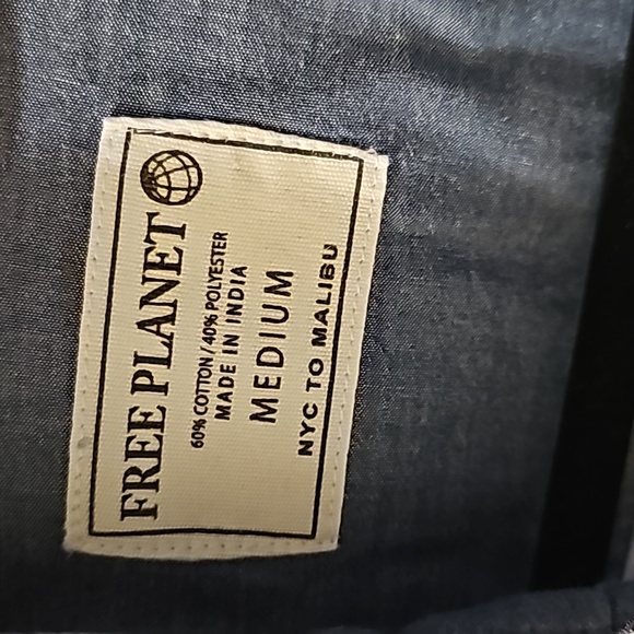 Blue short sleeve button down with anchors - Picture 3 of 3